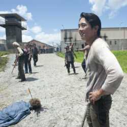 Steven Yeun Interview: AMC’s The Walking Dead 스티븐 연 인터뷰: AMC방영중인